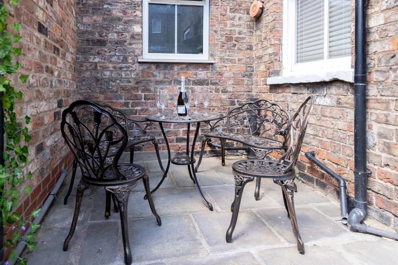 Bootham Apartment 32 - Free Parking - Five Minute Walk To York Minster المظهر الخارجي الصورة