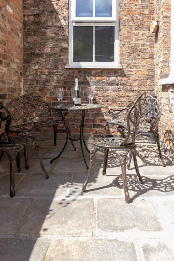 Bootham Apartment 32 - Free Parking - Five Minute Walk To York Minster المظهر الخارجي الصورة