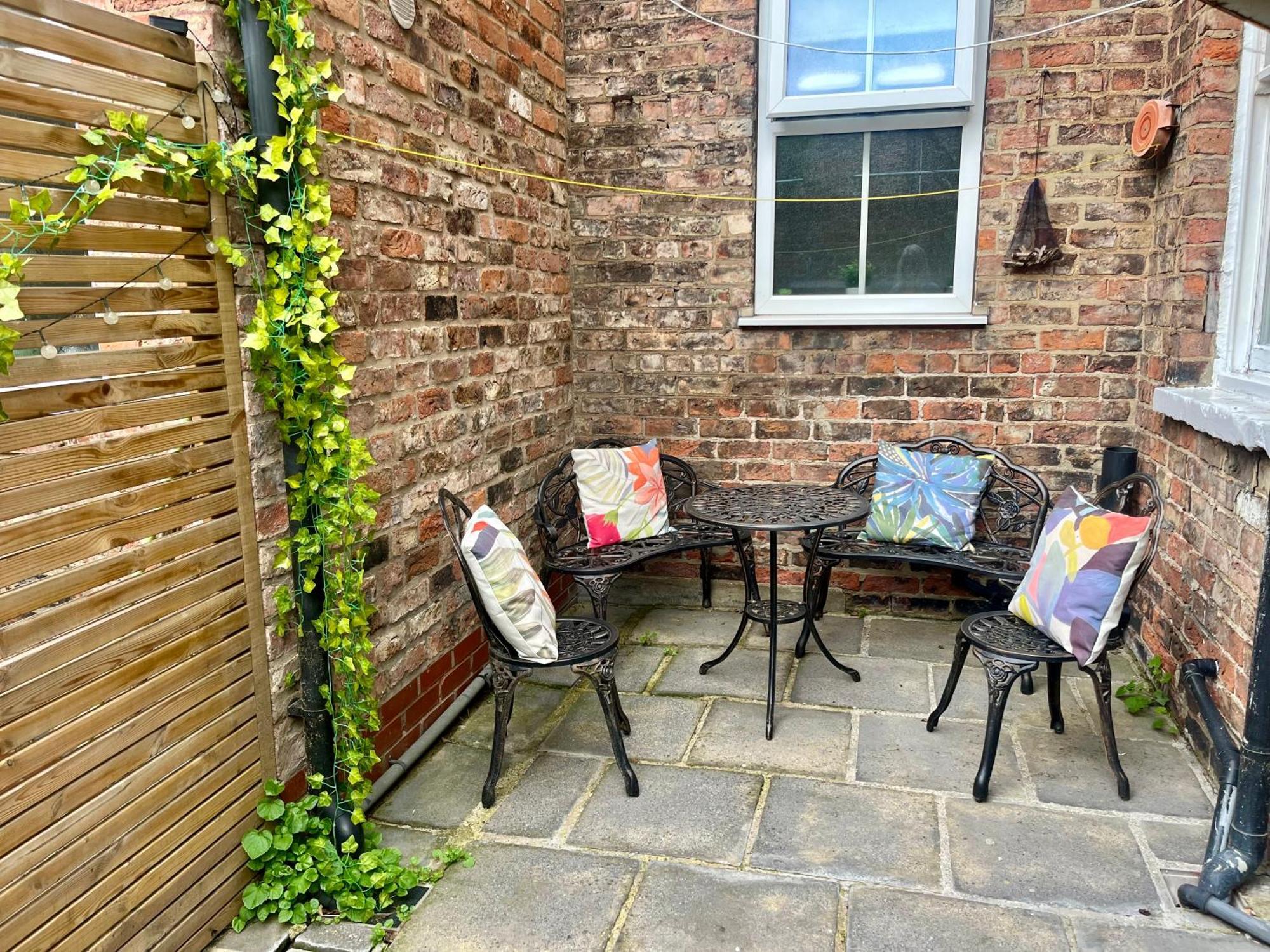Bootham Apartment 32 - Free Parking - Five Minute Walk To York Minster المظهر الخارجي الصورة